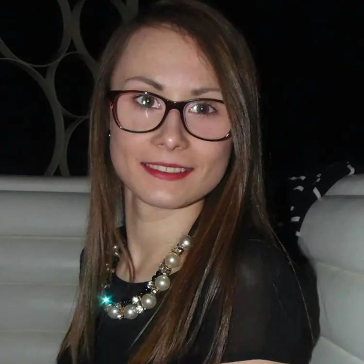 Я Регина, 20, из Тольятти, ищу знакомство для регулярного секса
