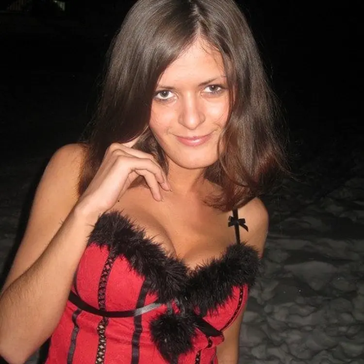 Я Виктория, 33, из Барановичей, ищу знакомство для секса на одну ночь