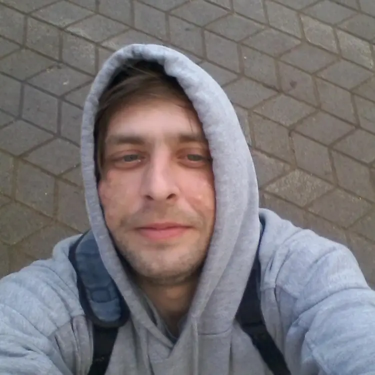 Я Андрей, 32, знакомлюсь для регулярного секса в Березниках