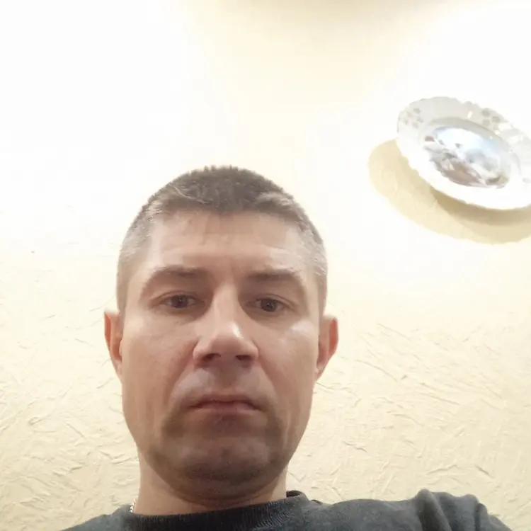 Дмитрий из Солнцева, мне 39, познакомлюсь для регулярного секса