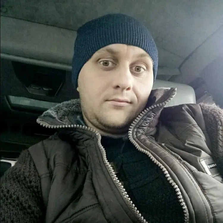 Я Игорь, 33, знакомлюсь для секса на одну ночь в Зеленограде