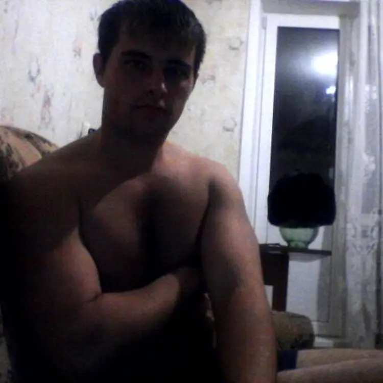Ivan из Николаевска-на-Амуре, ищу на сайте секс на одну ночь