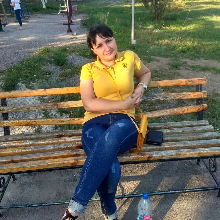 Людмила из Красного Сулина, мне 41, познакомлюсь для дружбы