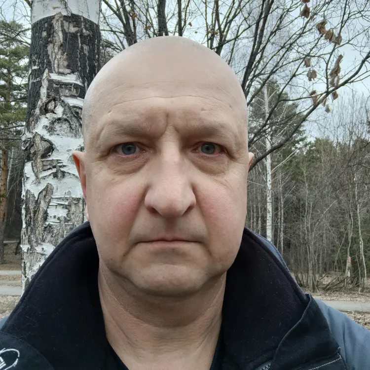 Я Михаил, 54, из Екатеринбурга, ищу знакомство для постоянных отношений