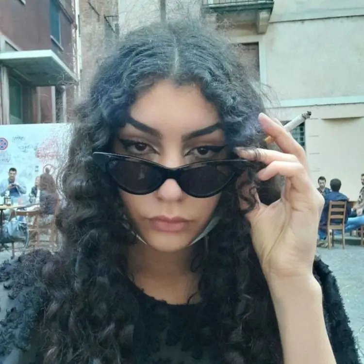 Haifa из Рим, мне 20, познакомлюсь