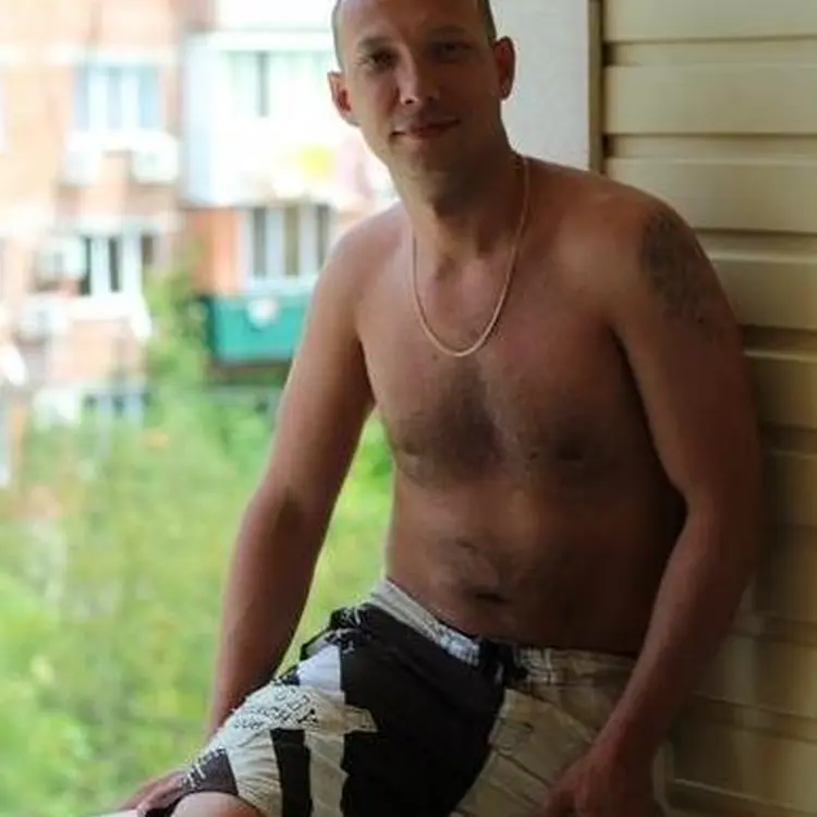 Я Алексей, 39, знакомлюсь для регулярного секса в Ульяновске