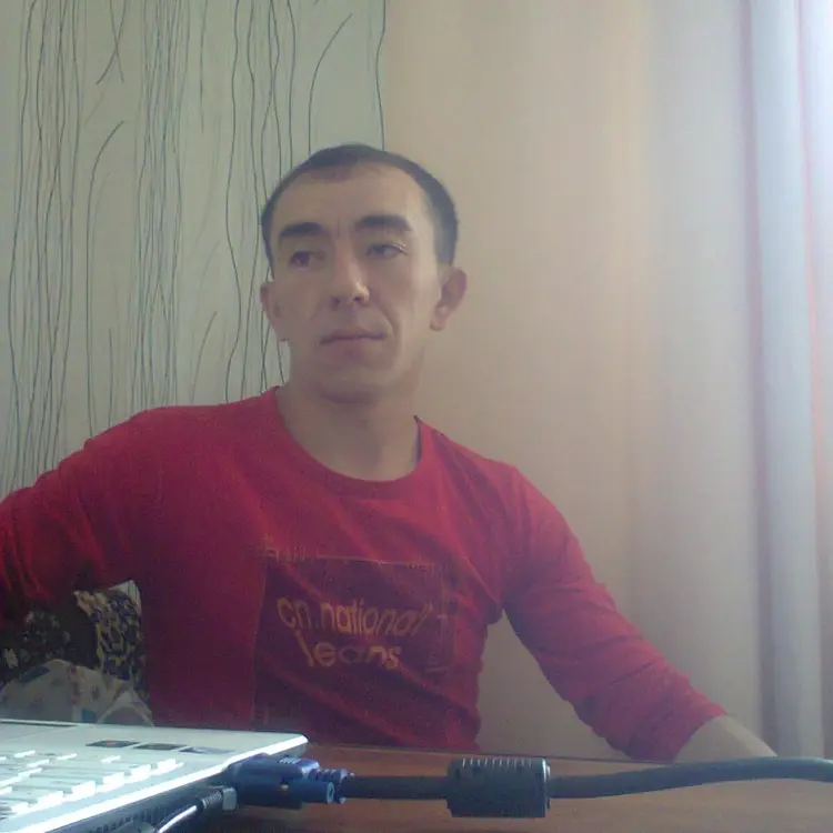 Я Сергей, 37, знакомлюсь для общения в Сорске
