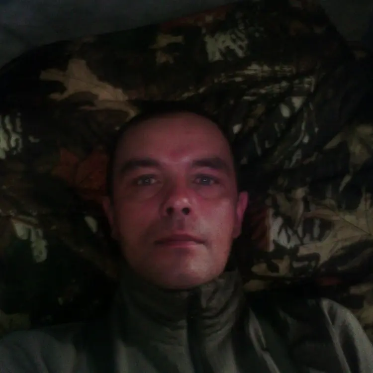 Я Сергей, 39, знакомлюсь для регулярного секса в Чапаевске