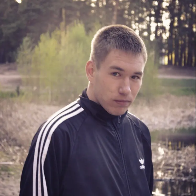 Я Дмитрий, 27, из Димитровграда, ищу знакомство для регулярного секса