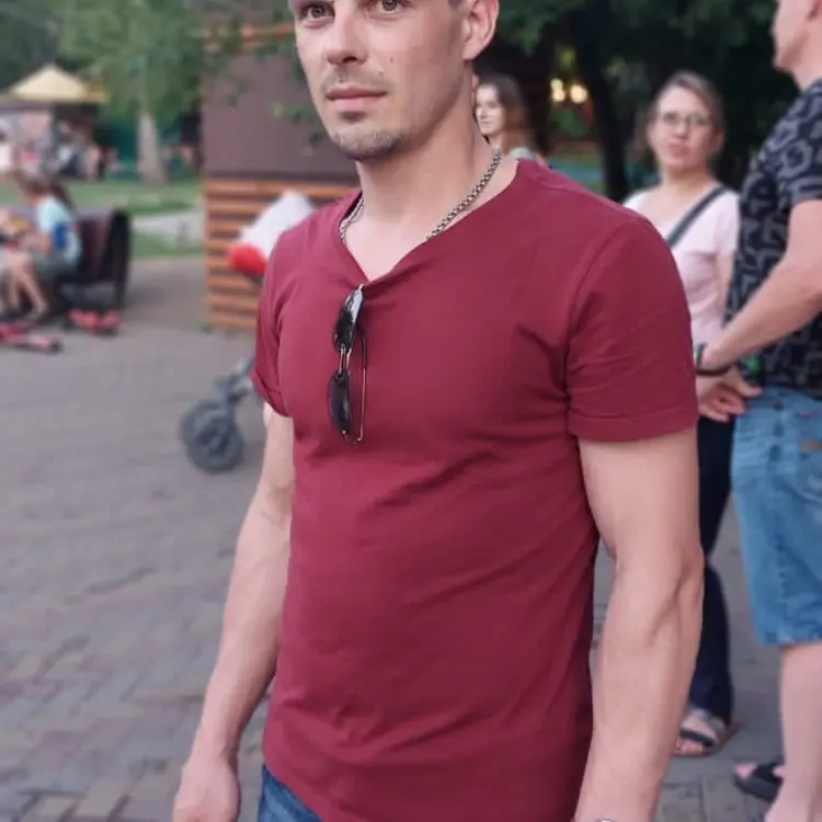 Я Antoni, 30, знакомлюсь для виртуального секса в Омске