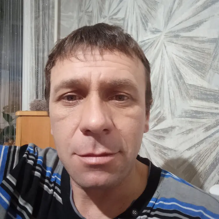 Я Валерий, 41, знакомлюсь для регулярного секса в Пинске