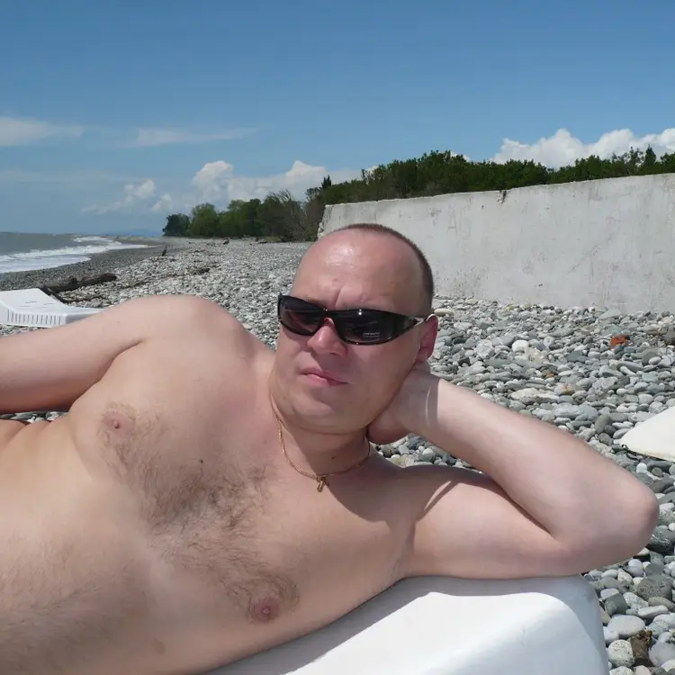 Я Сергей, 46, знакомлюсь для виртуального секса в Котласе