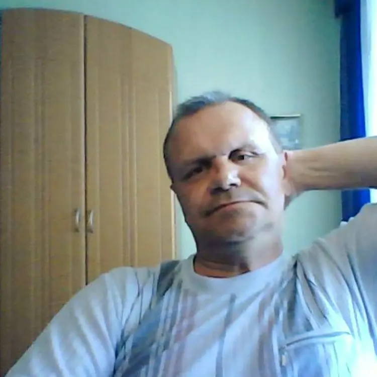 Я Sasha, 65, знакомлюсь для общения в Тольятти