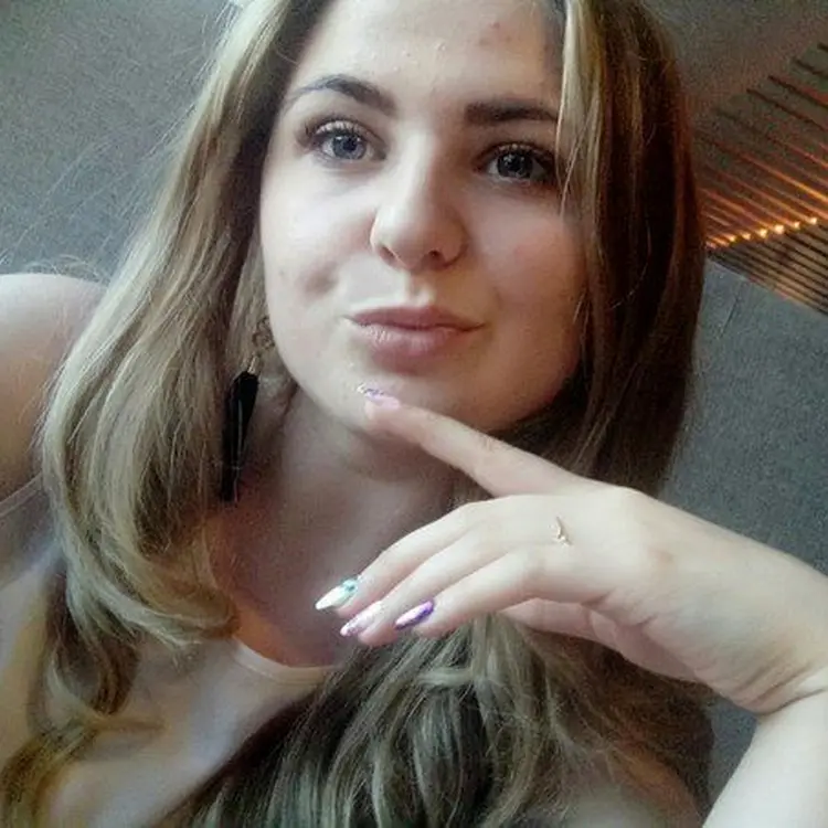 Я Елена, 26, знакомлюсь для виртуального секса в Новосибирске