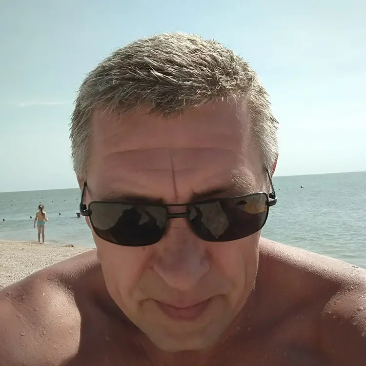 Я Oleg, 56, из Аксая, ищу знакомство для регулярного секса