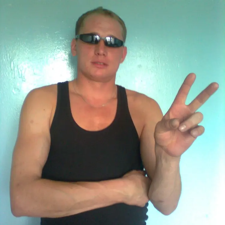 Я Евгений, 41, знакомлюсь для регулярного секса в Краснокаменске