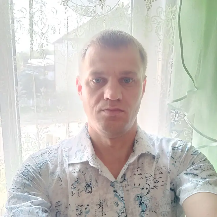 Я Андрей, 37, знакомлюсь для виртуального секса в Нефтеюганске