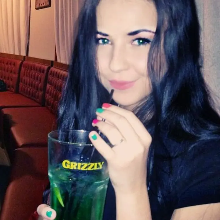 Я Анна, 31, из Казани, ищу знакомство для регулярного секса