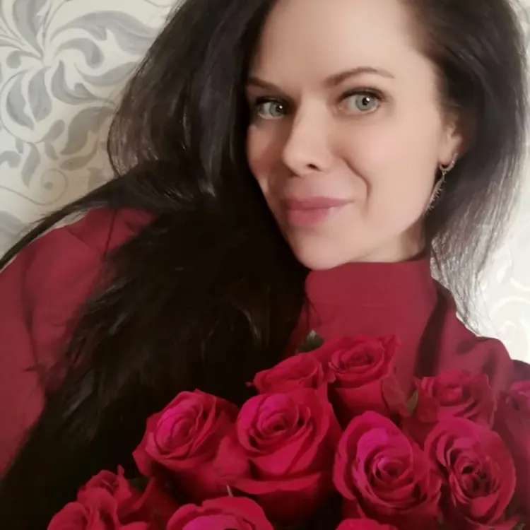 Я Анна, 28, знакомлюсь для приятного времяпровождения в Новосибирске