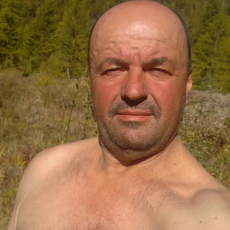 Я Valeriy, 63, из Магадана, ищу знакомство для регулярного секса