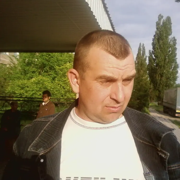 Я Димон, 45, из Донецка, ищу знакомство для общения