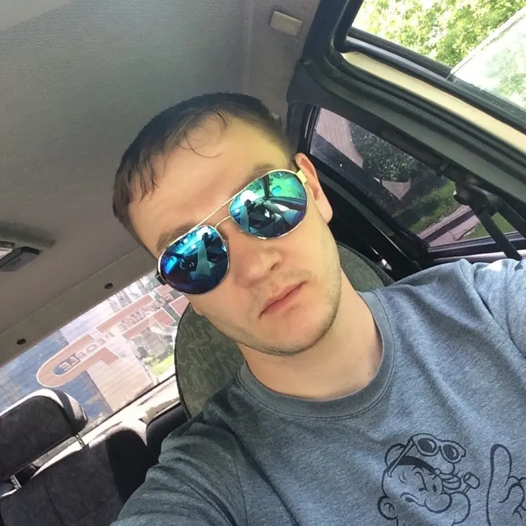 Sergey из Саратова, мне 34, познакомлюсь для регулярного секса