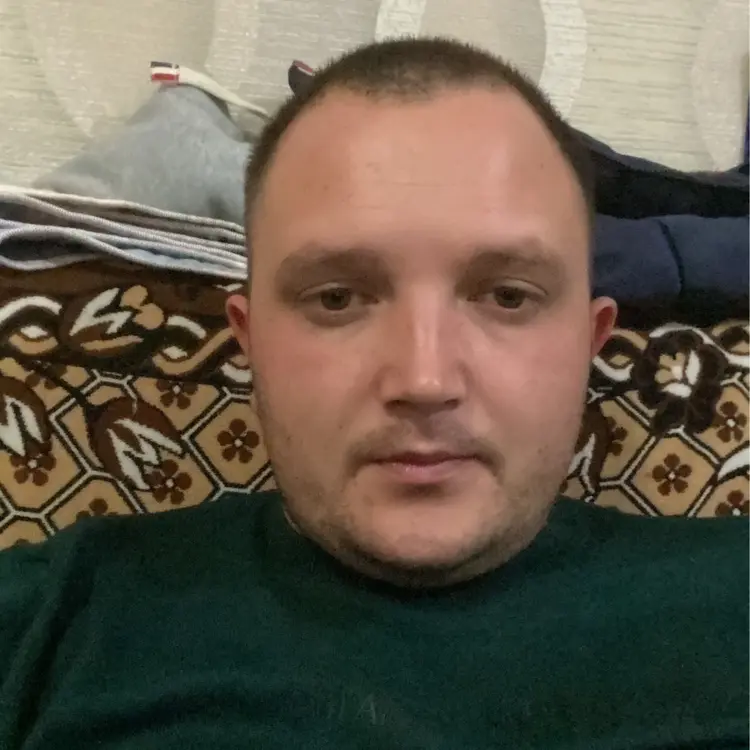 Я Максим, 31, из Новочеркасска, ищу знакомство для общения