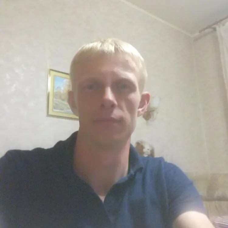 Vadik из Новокуйбышевска, ищу на сайте регулярный секс
