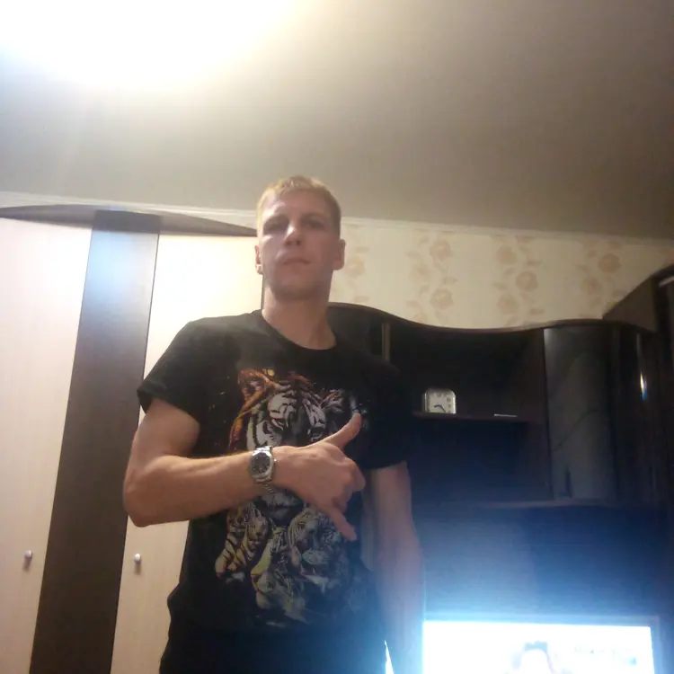 Я Андрей, 30, из Назарова, ищу знакомство для секса на одну ночь