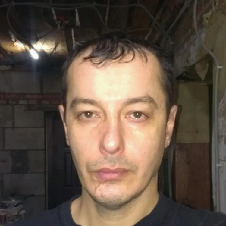 Я Владимир, 50, из Шахт, ищу знакомство для секса на одну ночь