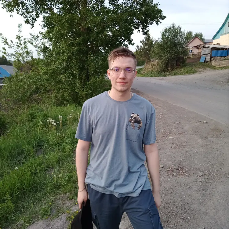 Кирилл из Горно-Алтайска, мне 20, познакомлюсь для секса на одну ночь