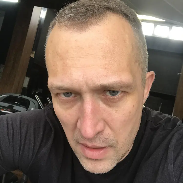 Я Дмитрий, 42, знакомлюсь для постоянных отношений в Раменском