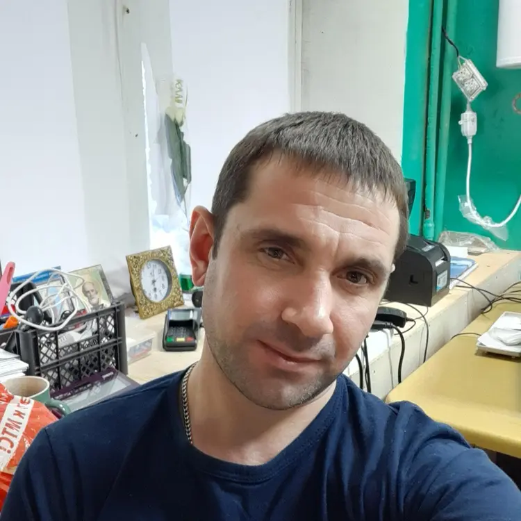 Я Андрей, 37, из Иванова, ищу знакомство для приятного времяпровождения