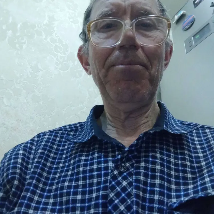 Я Сергей, 64, знакомлюсь для постоянных отношений в Москве