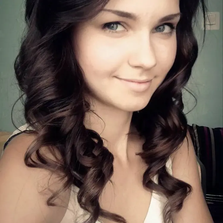 Я Ева, 24, из Челябинска, ищу знакомство для приятного времяпровождения