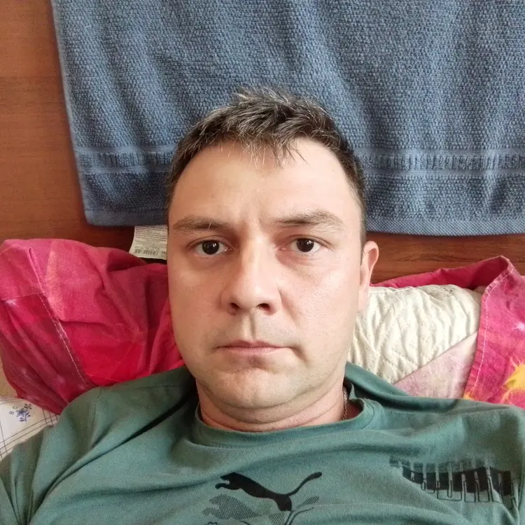 Я Равиль, 35, знакомлюсь для регулярного секса в Каменске-Уральском