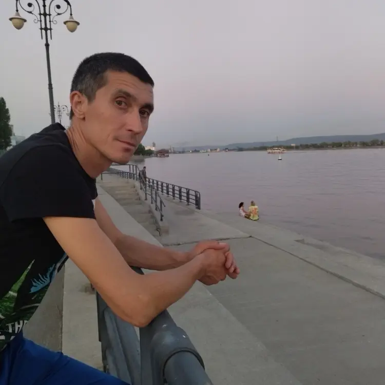 Я Семен, 39, из Тольятти, ищу знакомство для регулярного секса