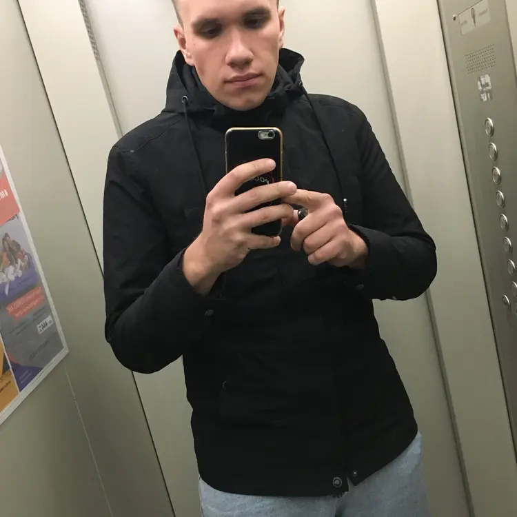Я Влад, 23, из Волгограда, ищу знакомство для регулярного секса