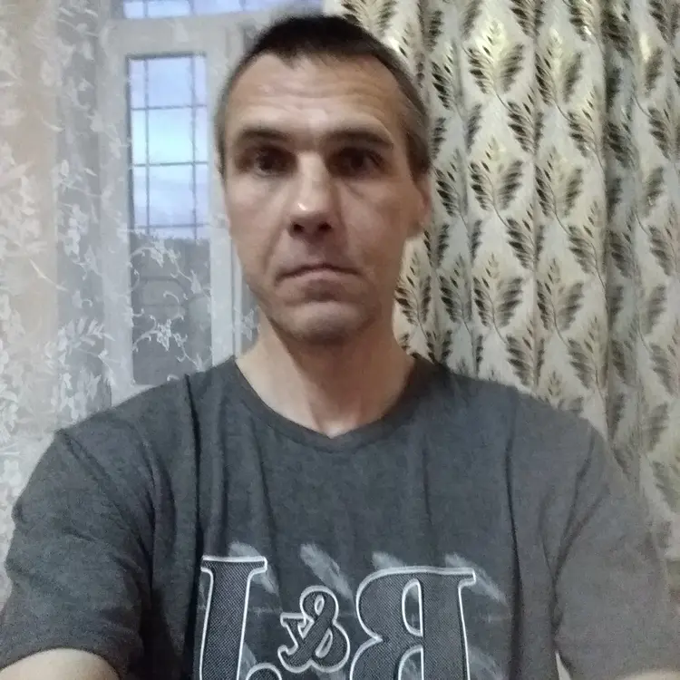Я Сергей, 48, знакомлюсь для регулярного секса в Уссурийске
