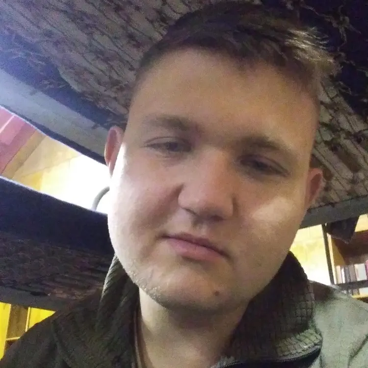 Я Christian, 23, знакомлюсь для секса на одну ночь в Красноярске
