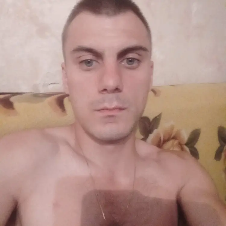 Я Максим, 32, знакомлюсь для общения в Хабаровске