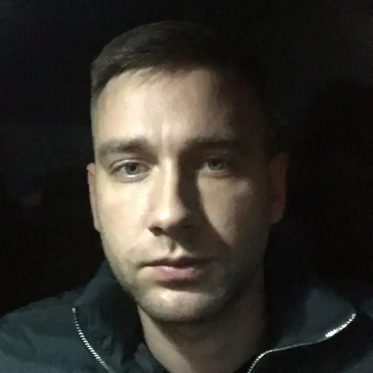 Я Сергей, 33, знакомлюсь для регулярного секса в Москве
