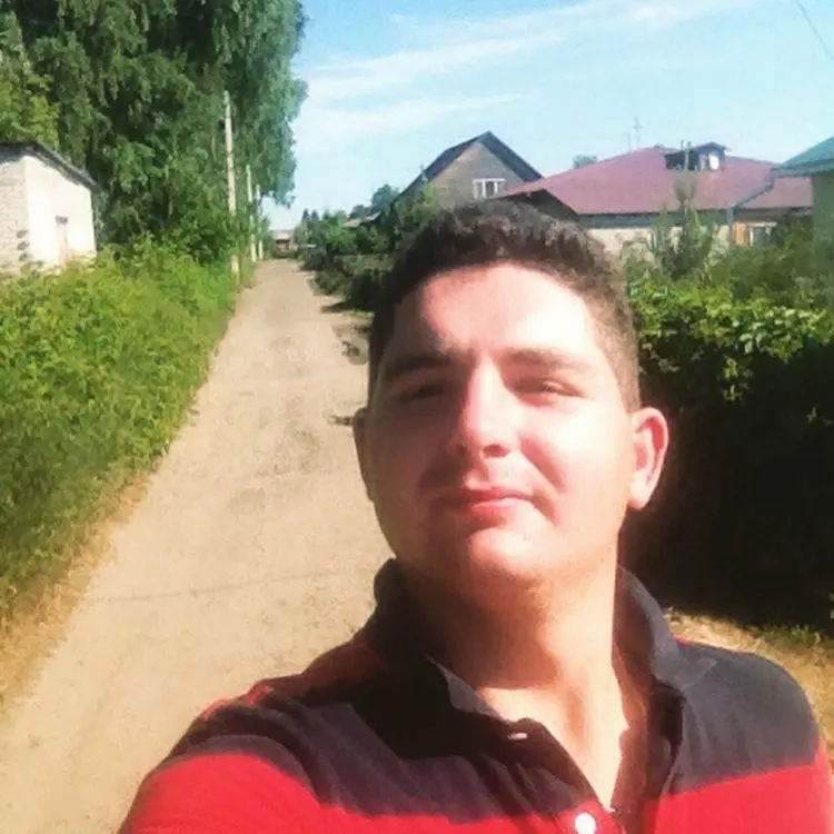 Я Роман, 27, знакомлюсь для дружбы в Барнауле
