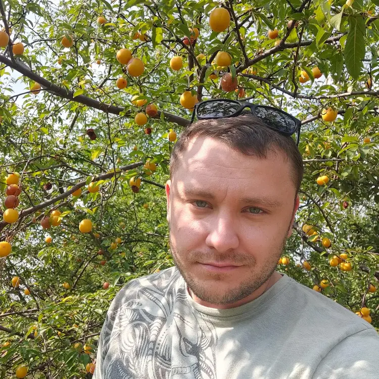 Я Кирил, 35, знакомлюсь для постоянных отношений в Запорожье