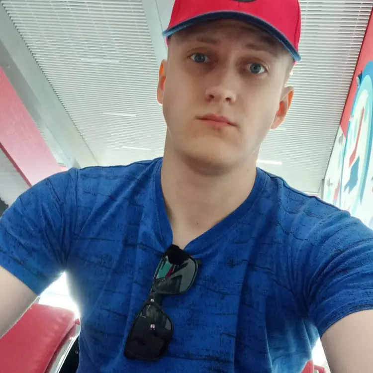 Мы Роман, 26, из Челябинска, ищу знакомство для регулярного секса