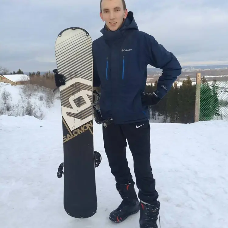 Я Анатолий Лебедев, 29, знакомлюсь для совместных путешествий в Архангельске