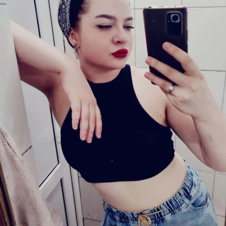 Я Марина, 22, знакомлюсь для регулярного секса в Ставрополе