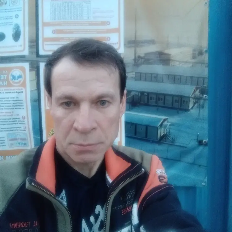 Я Александр, 43, знакомлюсь для регулярного секса в Новошахтинске