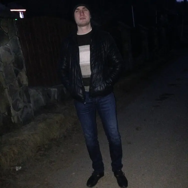 Я Егор, 23, из Хабаровска, ищу знакомство для общения