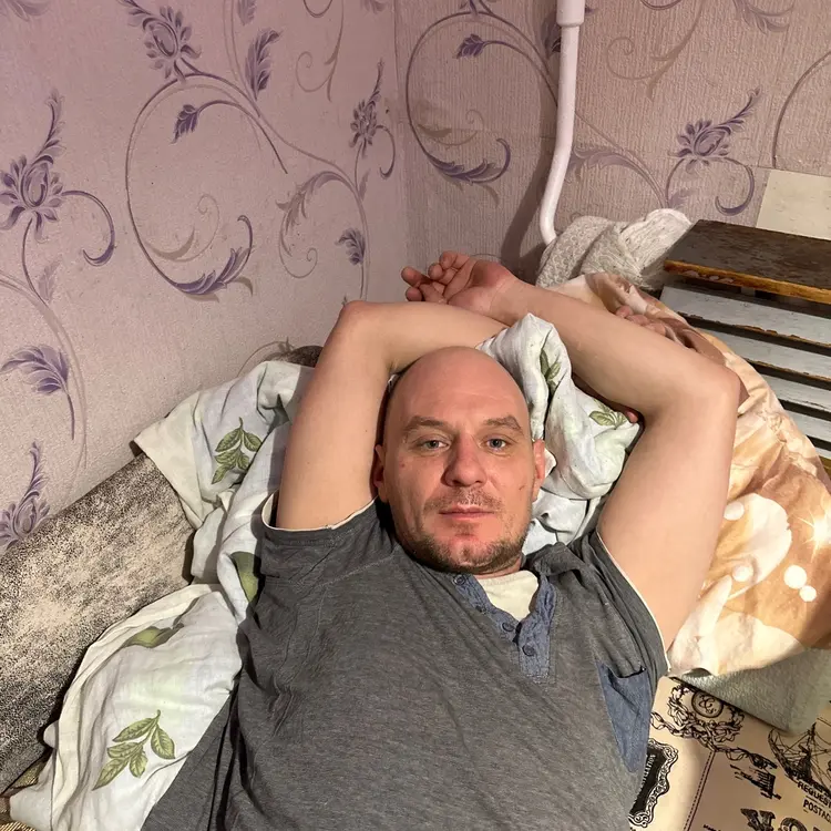 Я Павел, 39, знакомлюсь для регулярного секса в Екатеринбурге